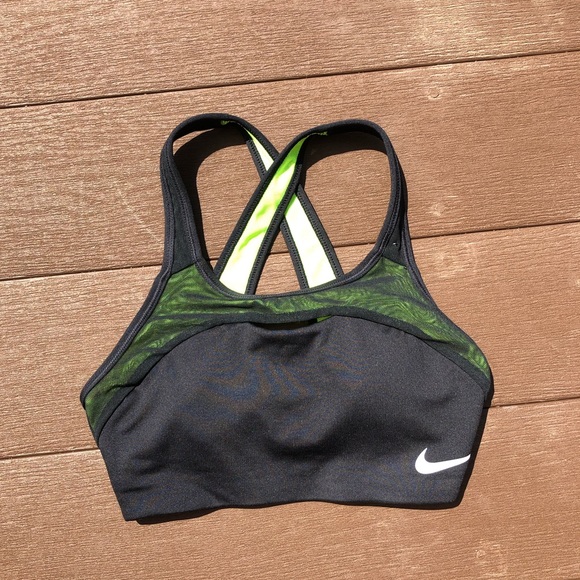 Nike Other - NWOT XS Nike sports bra
